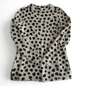 LOFT Heart Patterned Sweater gray and black size small petite